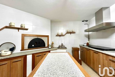 Talo myytävänä Bergondo, A Coruna, Espanja, 8 makuuhuonetta, 1857 m2 No. 153679 - kuva 27