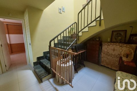 Продажа дома в Ла Валь д'Уйшо, Кастельон, Испания 3 спальни, 172м2 №153676 - фото 17