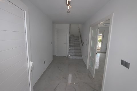Villa à vendre Pinoso, Alicante, Espagne, 4 chambres, 180 m2 No. 135403 - photo 19