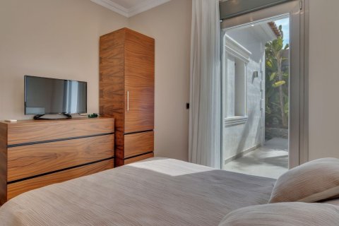 Villa for sale in Benissa, Alicante, Spain 4 bedrooms, 366 sq.m. No. 181714 - photo 25