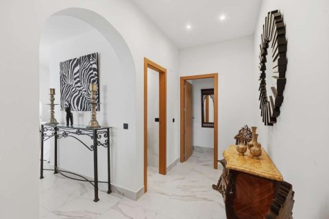 Villa for sale in Benissa, Alicante, Spain 4 bedrooms, 377 sq.m. No. 181712 - photo 7
