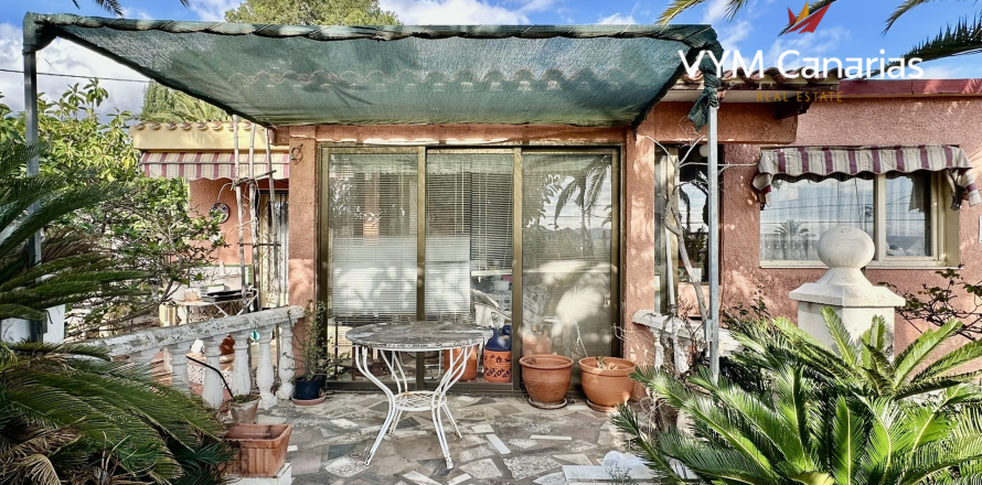 Villa a Alfaz del Pi, Alicante, Spagna 3 camere da letto, 94 mq. N° 140559