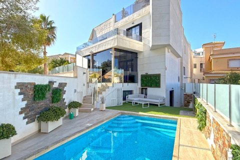 Villa i Alicante, Spanien 3 sovrum, 205 kvm. Nr. 155212