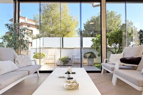 Villa till salu i Alicante, Spanien 3 sovrum, 205 kvm. Nr. 155212 - foto 3