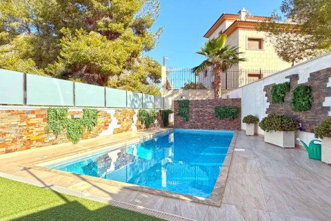 Villa till salu i Alicante, Spanien 3 sovrum, 205 kvm. Nr. 155212 - foto 9