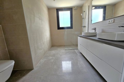 Villa till salu i Javea, Alicante, Spanien 3 sovrum, 200 kvm. Nr. 155213 - foto 12