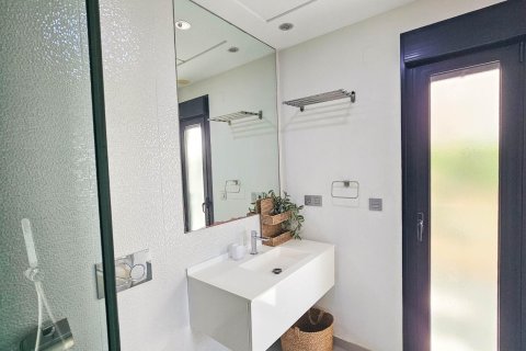 Villa for sale in Ciudad Quesada, Alicante, Spain 3 bedrooms, 125 sq.m. No. 155210 - photo 4