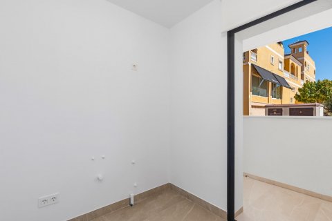 Apartment for sale Benijofar, Alicante, Spain 4 bedrooms, 88 sq.m. No. 114430 - photo 20
