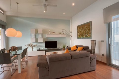 Villa for sale Mil Palmeras, Alicante, Spain 3 bedrooms, 150 sq.m. No. 114433 - photo 15