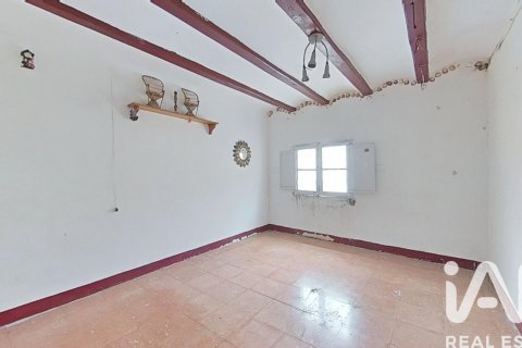 House for sale in Tortosa, Tarragona, Spain 9 bedrooms, 435 sq.m. No. 185391 - photo 25