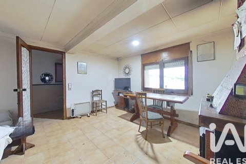 House for sale in Tortosa, Tarragona, Spain 9 bedrooms, 435 sq.m. No. 185391 - photo 2