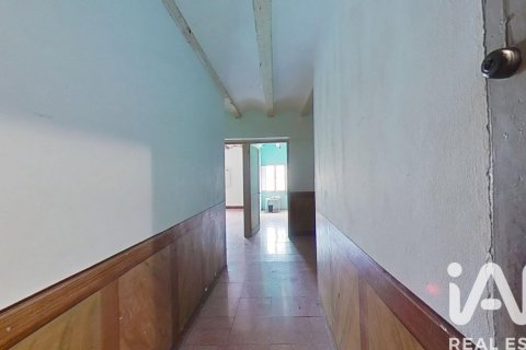 House for sale in Tortosa, Tarragona, Spain 9 bedrooms, 435 sq.m. No. 185391 - photo 21