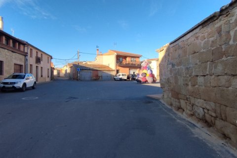 House for sale in Salamanca, Spain 5 bedrooms, 256 sq.m. No. 185388 - photo 19