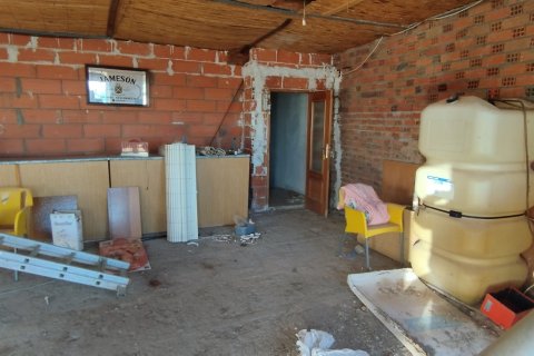 House for sale in Salamanca, Spain 5 bedrooms, 256 sq.m. No. 185388 - photo 7