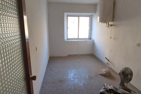 House for sale in Salamanca, Spain 5 bedrooms, 256 sq.m. No. 185388 - photo 6