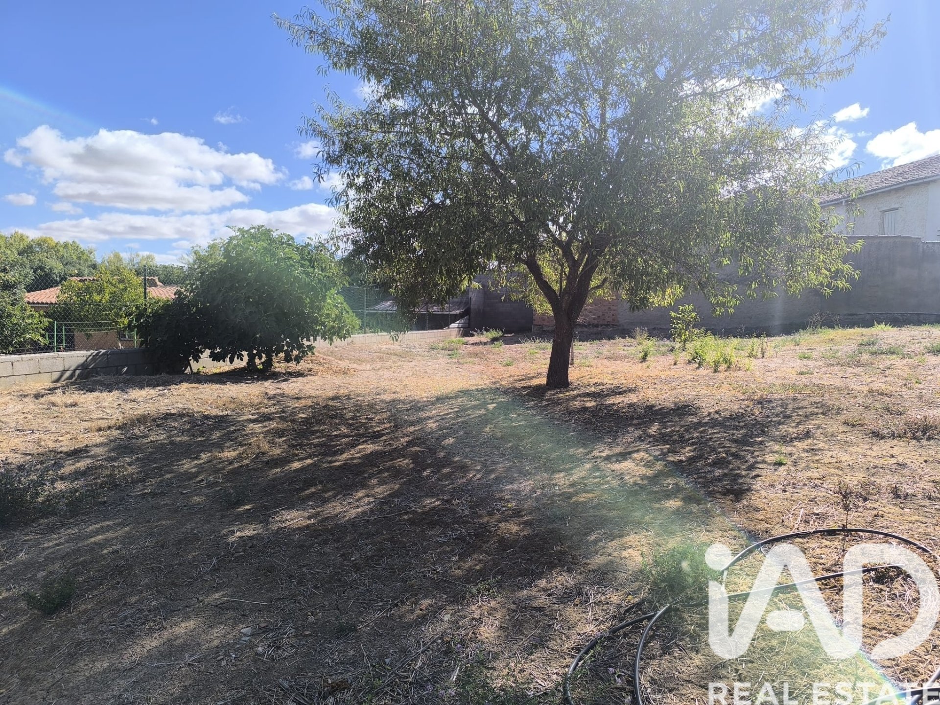 Land plot in Pajares De Los Oteros, Leon, Spain 896 sq.m. No. 185389
