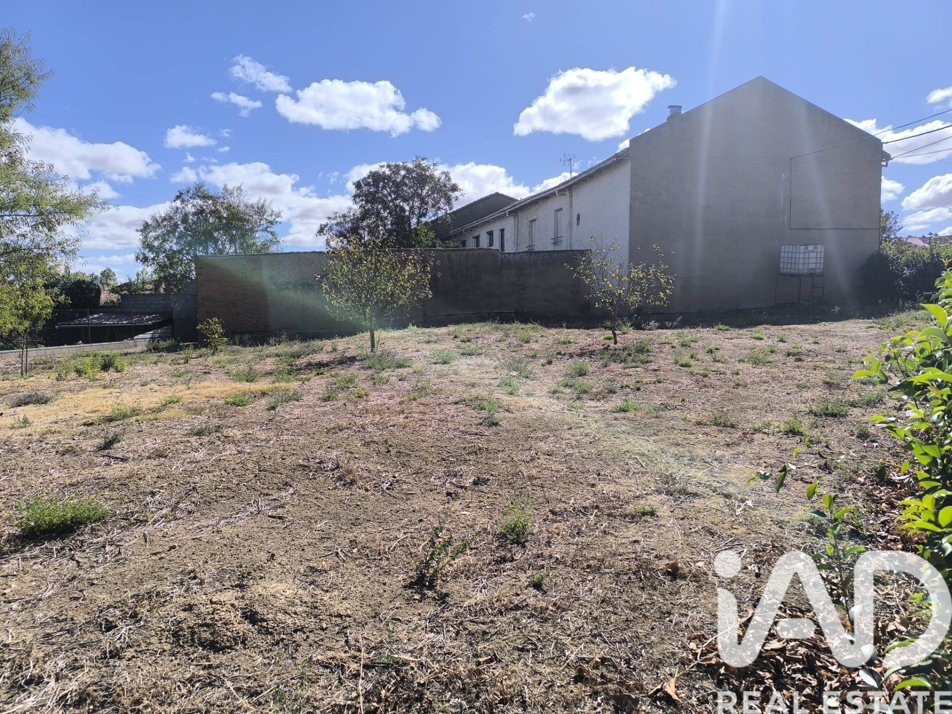 Land plot in Pajares De Los Oteros, Leon, Spain 896 sq.m. No. 185389