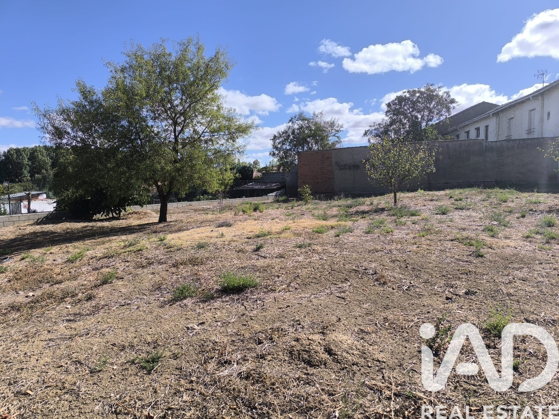 Land plot in Pajares De Los Oteros, Leon, Spain 896 sq.m. No. 185389