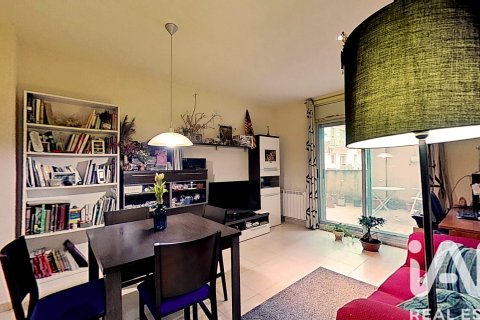Apartment à vendre à Montblanc, Tarragona, Espagne, 2 chambres, 73 m2 No. 185390 - photo 2