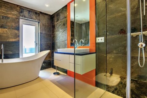 Villa à vendre à El Toro, Mallorca, Espagne, 4 chambres, 330 m2 No. 143961 - photo 9