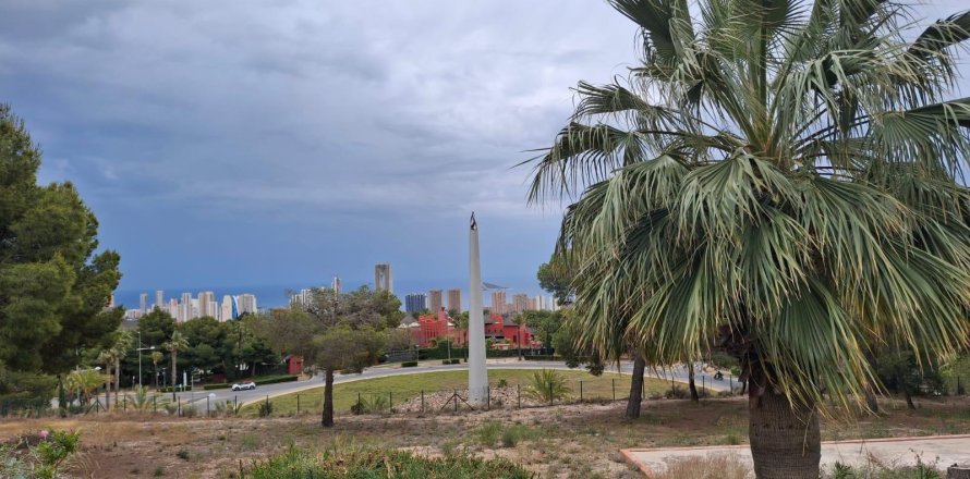 Tontti Finestrat, Alicante, Espanja 139 m2 No. 167645