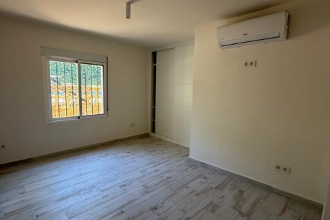 Apartament w Albir, Alicante, Hiszpania 4 sypialnie, 200 mkw. nr 167643 – zdjęcie 9