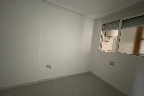 Продажа квартиры в Торревьеха, Аликанте, Испания 2 спальни, 84м2 №184233 - фото 8