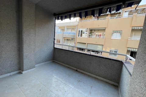 Продажа квартиры в Торревьеха, Аликанте, Испания 2 спальни, 84м2 №184233 - фото 5