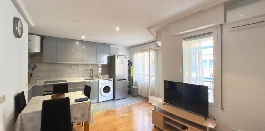 Appartamento a Torrevieja, Alicante, Spagna 2 camere da letto, 50 mq. N° 184231