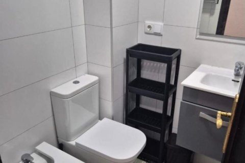 Appartamento in vendita a Torrevieja, Alicante, Spagna 2 camere da letto, 50 mq. N° 184231 - foto 7