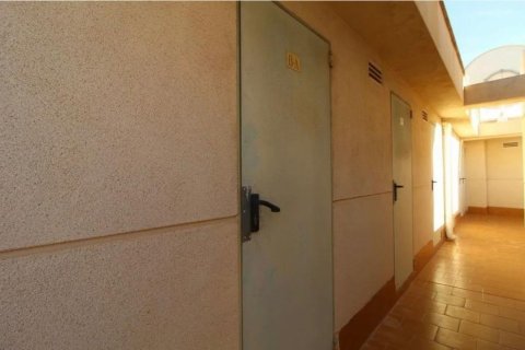 Apartamento en venta en Torrevieja, Alicante, España 2 dormitorios, 85 m2 No. 184230 - foto 6