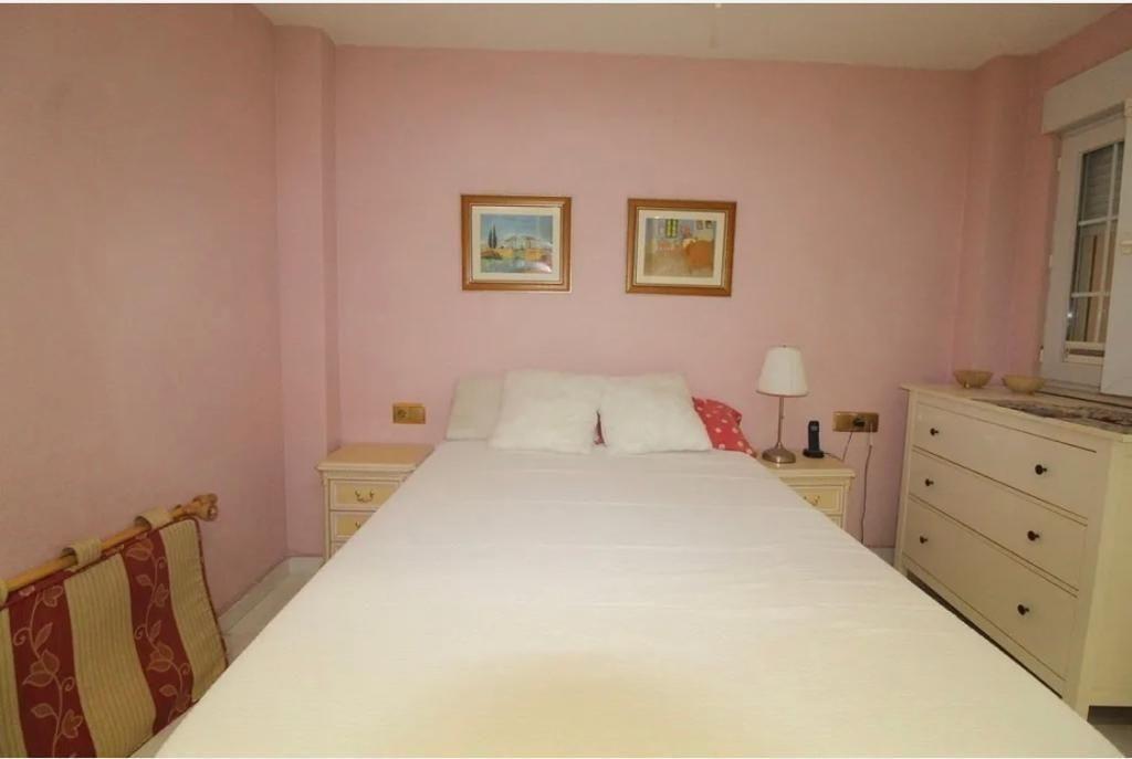 Apartamento en Torrevieja, Alicante, España 2 dormitorios, 85 m2 No. 184230