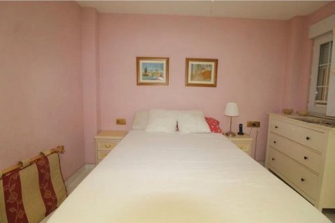 Apartamento en venta en Torrevieja, Alicante, España 2 dormitorios, 85 m2 No. 184230 - foto 12