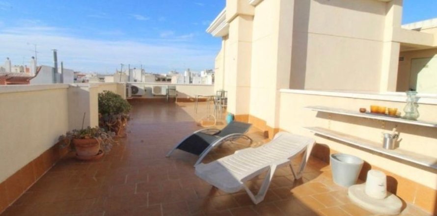 Apartamento en Torrevieja, Alicante, España 2 dormitorios, 85 m2 No. 184230