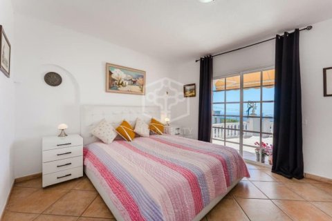 Villa à vendre Guia de Isora, Tenerife, Espagne, 5 chambres, 214 m2 No. 139592 - photo 14