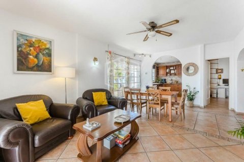 Villa à vendre Guia de Isora, Tenerife, Espagne, 5 chambres, 214 m2 No. 139592 - photo 8