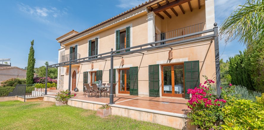 Villa Es Capdella, Mallorca, Spagna 5 camere da letto, 340 mq. N° 104337
