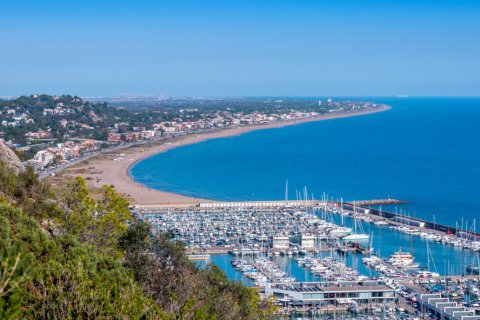 Lokal usługowy w Castelldefels, Barcelona, Hiszpania 2376 mkw. nr 141213 – zdjęcie 1