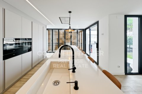 Продажа дома в Сан-Андреу-де-Льяванерес, Барселона, Испания 8 спален, 763м2 №156815 - фото 9