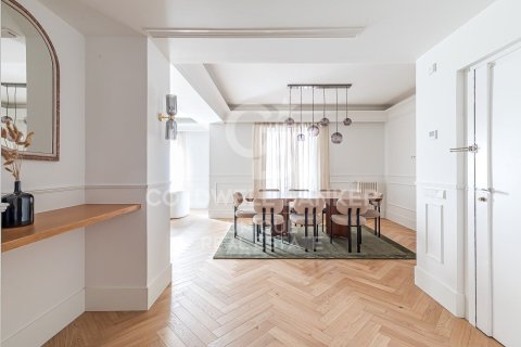 Apartamento en venta en Madrid, España 4 dormitorios, 287 m2 No. 156816 - foto 14