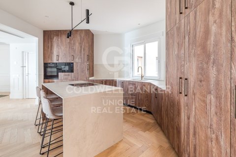 Apartamento en venta en Madrid, España 4 dormitorios, 287 m2 No. 156816 - foto 16