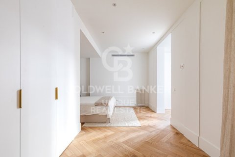 Apartamento en venta en Madrid, España 4 dormitorios, 287 m2 No. 156816 - foto 23