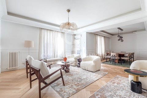 Apartamento en venta en Madrid, España 4 dormitorios, 287 m2 No. 156816 - foto 6