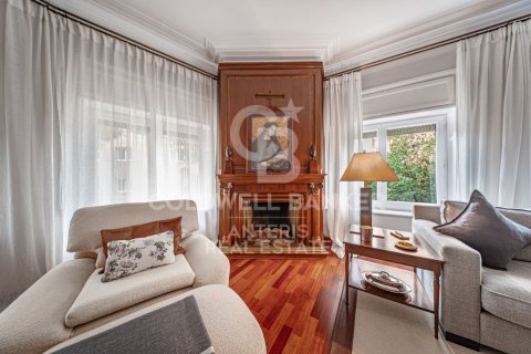 Продажа квартиры в Барселона, Испания 7 спален, 450м2 №156820 - фото 4