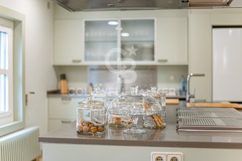 Apartament w Barcelona, Hiszpania 7 sypialni, 450 mkw. nr 156820 – zdjęcie 19