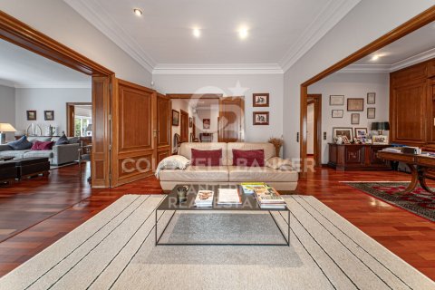 Продажа квартиры в Барселона, Испания 7 спален, 450м2 №156820 - фото 7