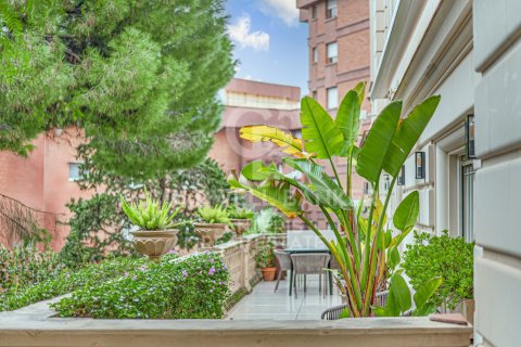 Apartament w Barcelona, Hiszpania 7 sypialni, 450 mkw. nr 156820 – zdjęcie 2
