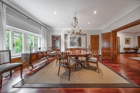 Продажа квартиры в Барселона, Испания 7 спален, 450м2 №156820 - фото 16