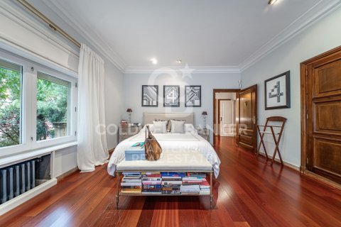 Apartament w Barcelona, Hiszpania 7 sypialni, 450 mkw. nr 156820 – zdjęcie 27