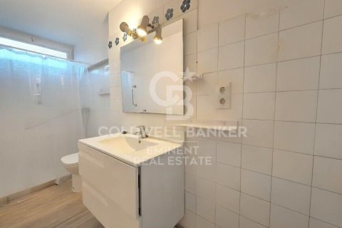 Bliźniak w Barcelona, Hiszpania 3 sypialnie, 124 mkw. nr 156821 – zdjęcie 6